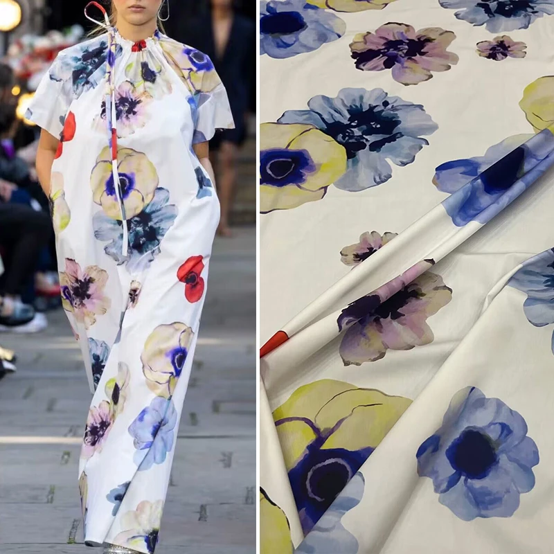 Spring and summer European and American fashion show cotton printed fabric women's skirt flower DIY high-end fabric
Spring and summer European and American fashion show cotton printed fabric women's skirt flower DIY high-end fabric