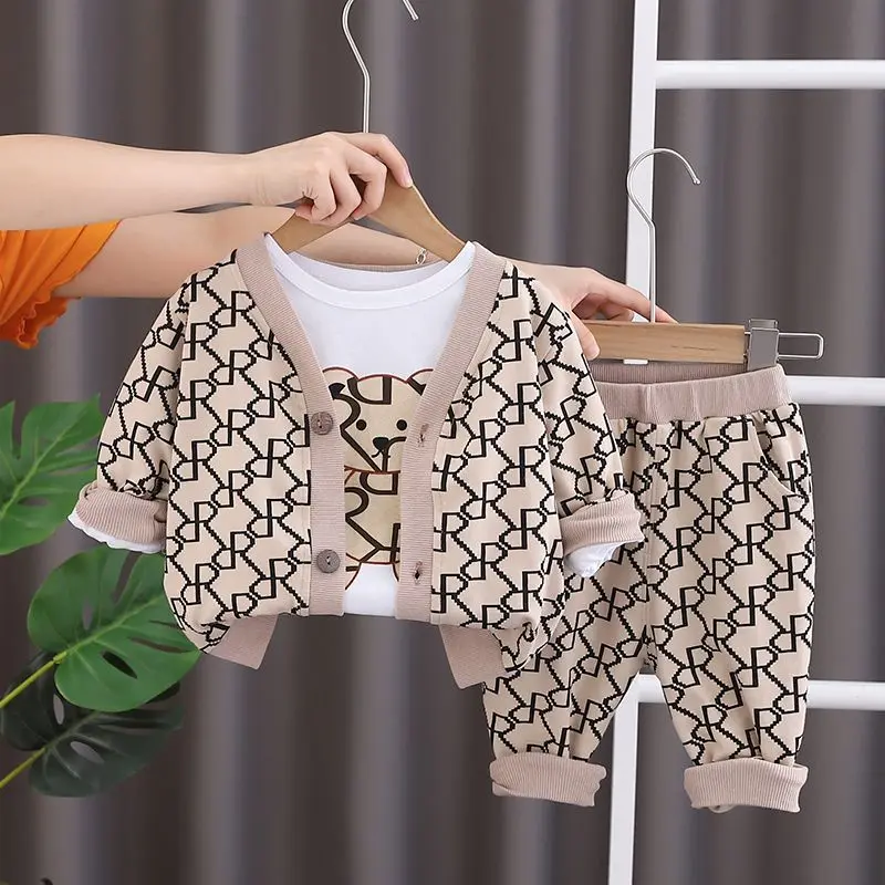 2023 Spring Autumn Baby Boys Girls Clothes New Desginer Round Neck Cartoon T-Shirt Tops+Sport Pants 2pcs Set For Toddler 1-3T
2023 Spring Autumn Baby Boys Girls Clothes New Desginer Round Neck Cartoon T-Shirt Tops+Sport Pants 2pcs Set For Toddler 1-3T