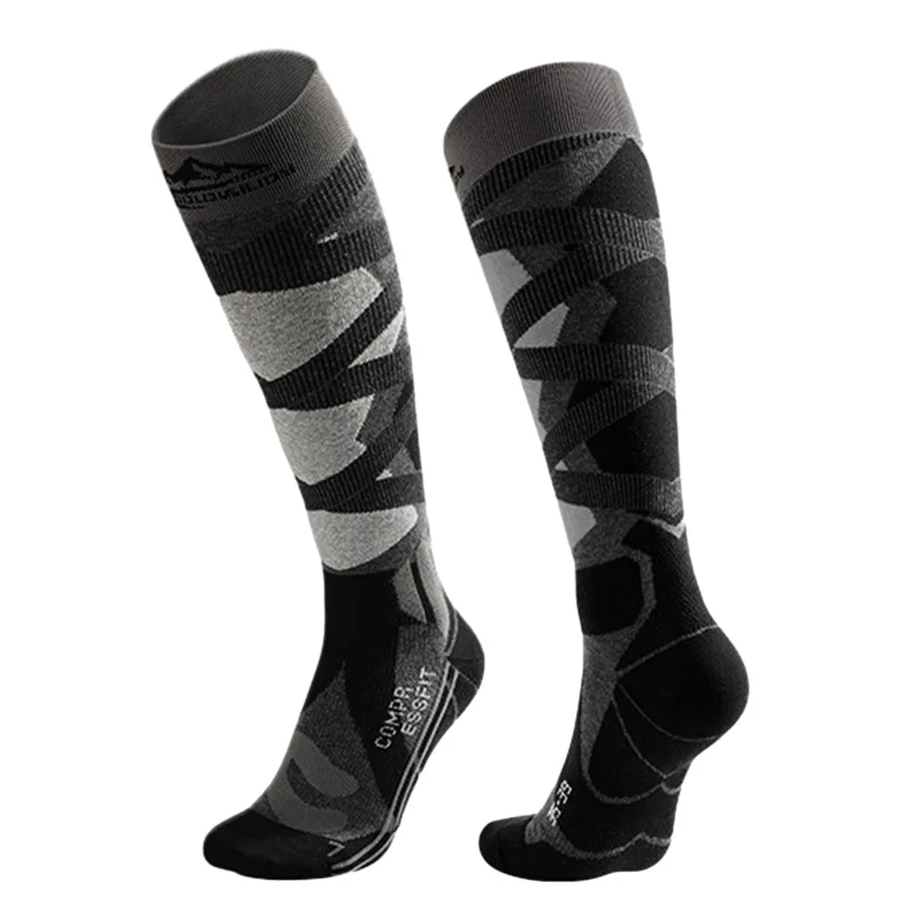 Ski Socks with Moisture Absorption and Automatic Temperature Control Keeps Feet Dry and Regulates Body Temperature
Ski Socks with Moisture Absorption and Automatic Temperature Control Keeps Feet Dry and Regulates Body Temperature
