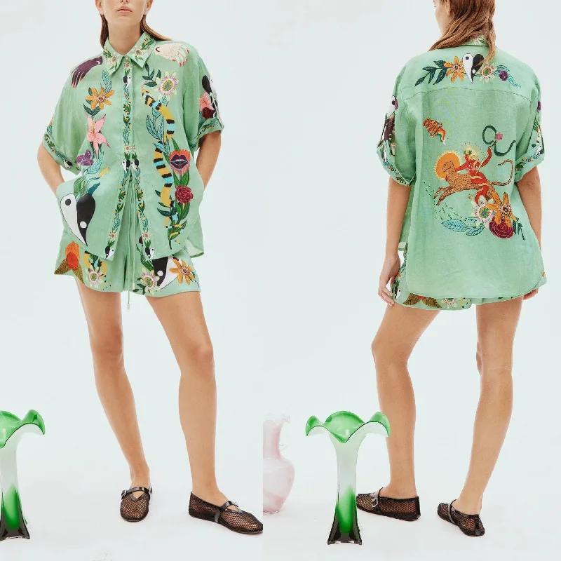 2024 Spring Summer New Women's Casual Suit Cotton and Linen Printed Single-Breasted Shirt Drawstring Shorts Two-Piece Set
2024 Spring Summer New Women's Casual Suit Cotton and Linen Printed Single-Breasted Shirt Drawstring Shorts Two-Piece Set