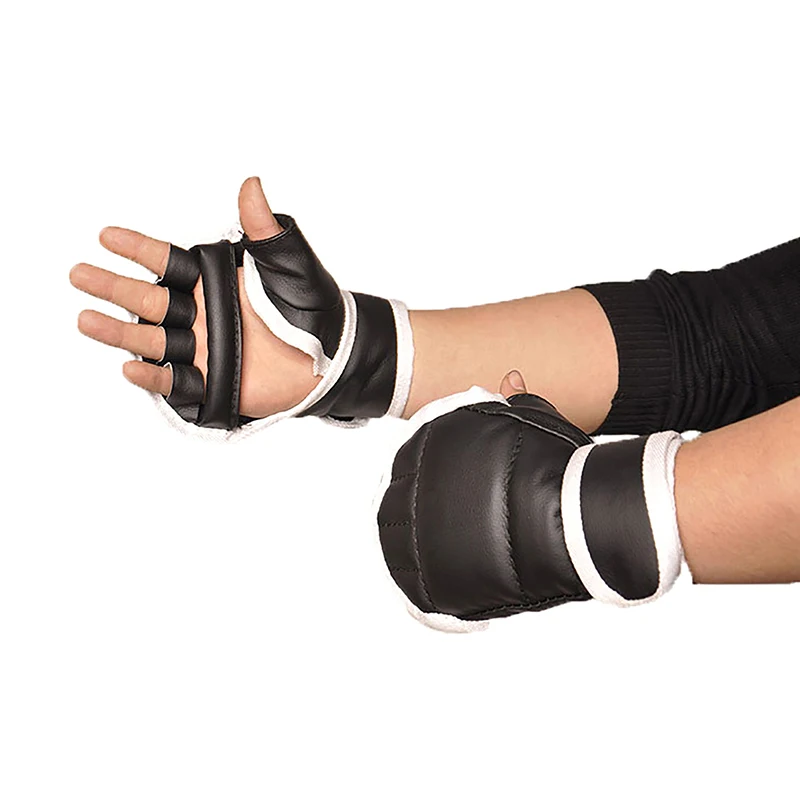 1Pair Fitness Training Boxing Gloves Boxing Glove Male Female Fighting Sanda Special Children Taekwondo Adult Punching Bag
1Pair Fitness Training Boxing Gloves Boxing Glove Male Female Fighting Sanda Special Children Taekwondo Adult Punching Bag