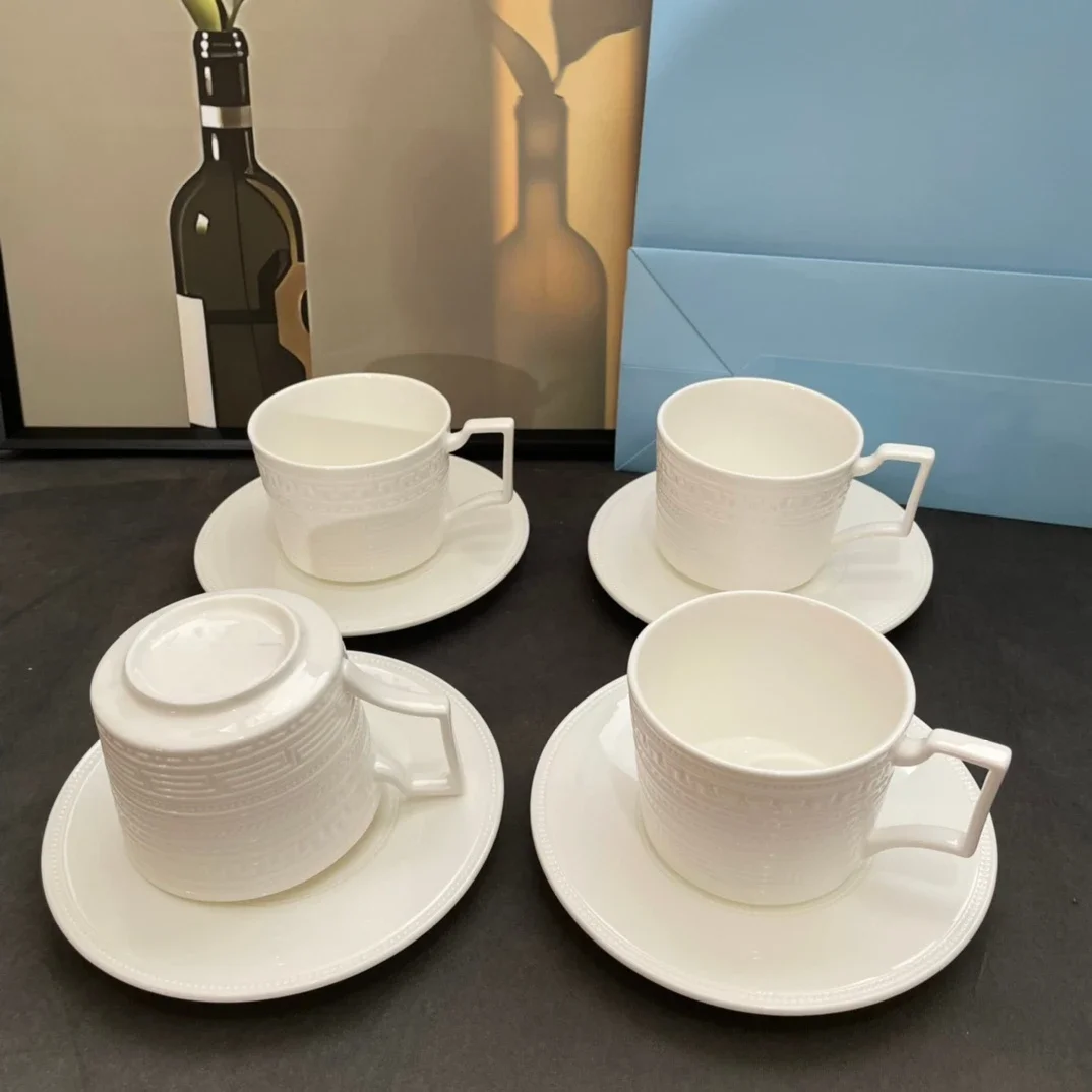 

British European-Style Embossed Mug Coffee Cup Gift Box European-Style Simple White Cup Hot Water Mug Hot Water Mug