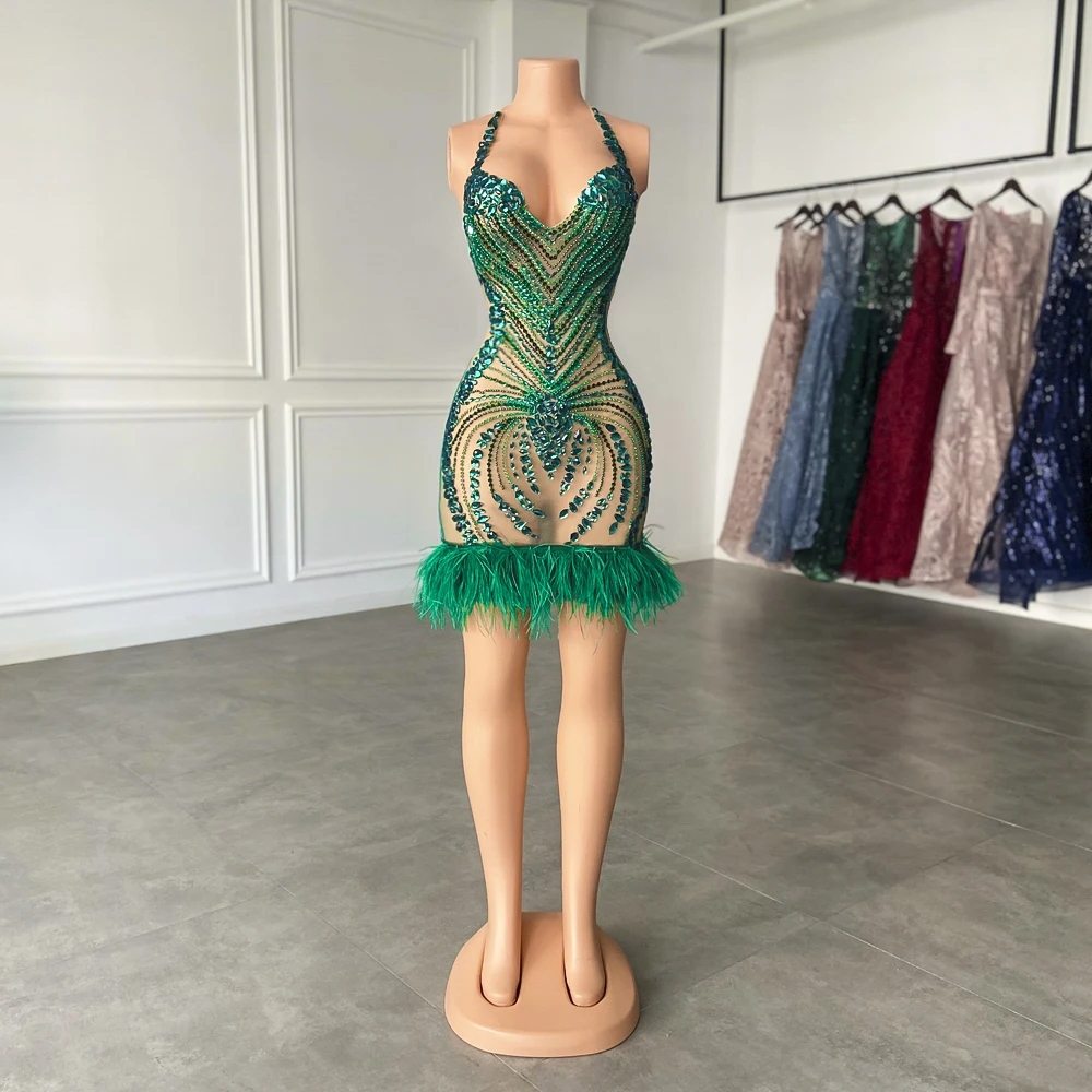 Sparkly Real Picture Halter Women Birthday Party Gowns Luxury Beaded Emerald Green Feather Black Girls Short Prom Dress 2023
Sparkly Real Picture Halter Women Birthday Party Gowns Luxury Beaded Emerald Green Feather Black Girls Short Prom Dress 2023