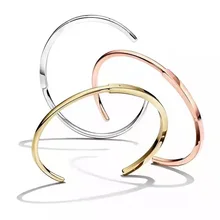 TOP Authentic 100% 925 Sterling Silver Classic Collection I-D Bracelet in Rose Gold Bangle & Bracelet for Women Luxury Jewelry
TOP Authentic 100% 925 Sterling Silver Classic Collection I-D Bracelet in Rose Gold Bangle & Bracelet for Women Luxury Jewelry