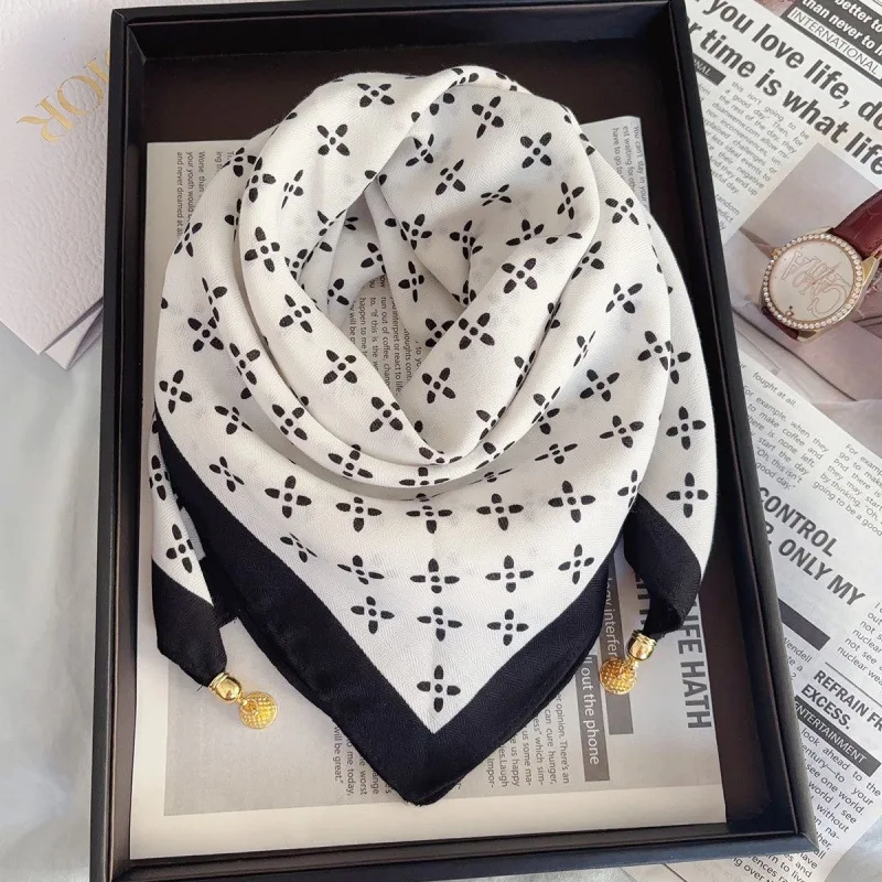 Luxury Magnetic Buckle Silk Scarf Women Soft Satin Neckerchief Female Autumn Winter Warmth Cold Resistance Fashion Square Scarve Luxury Magnetic Buckle Silk Scarf Women Soft Satin Neckerchief Female Autumn Winter Warmth Cold Resistance Fashion Square Scarve