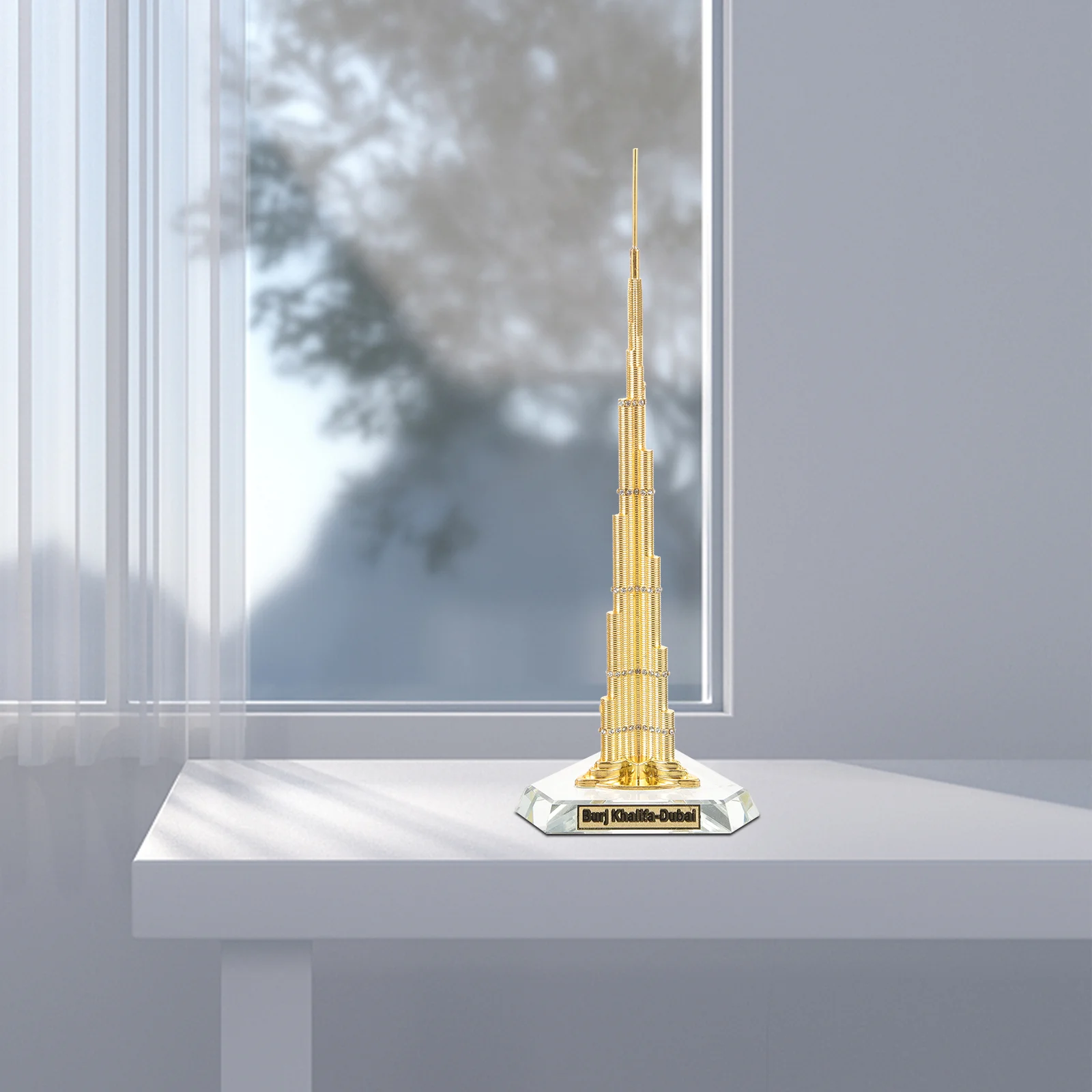 Vintage Tower Model Decoration Tower Prop Retro Tower Model Tower Decor for Travel
Vintage Tower Model Decoration Tower Prop Retro Tower Model Tower Decor for Travel