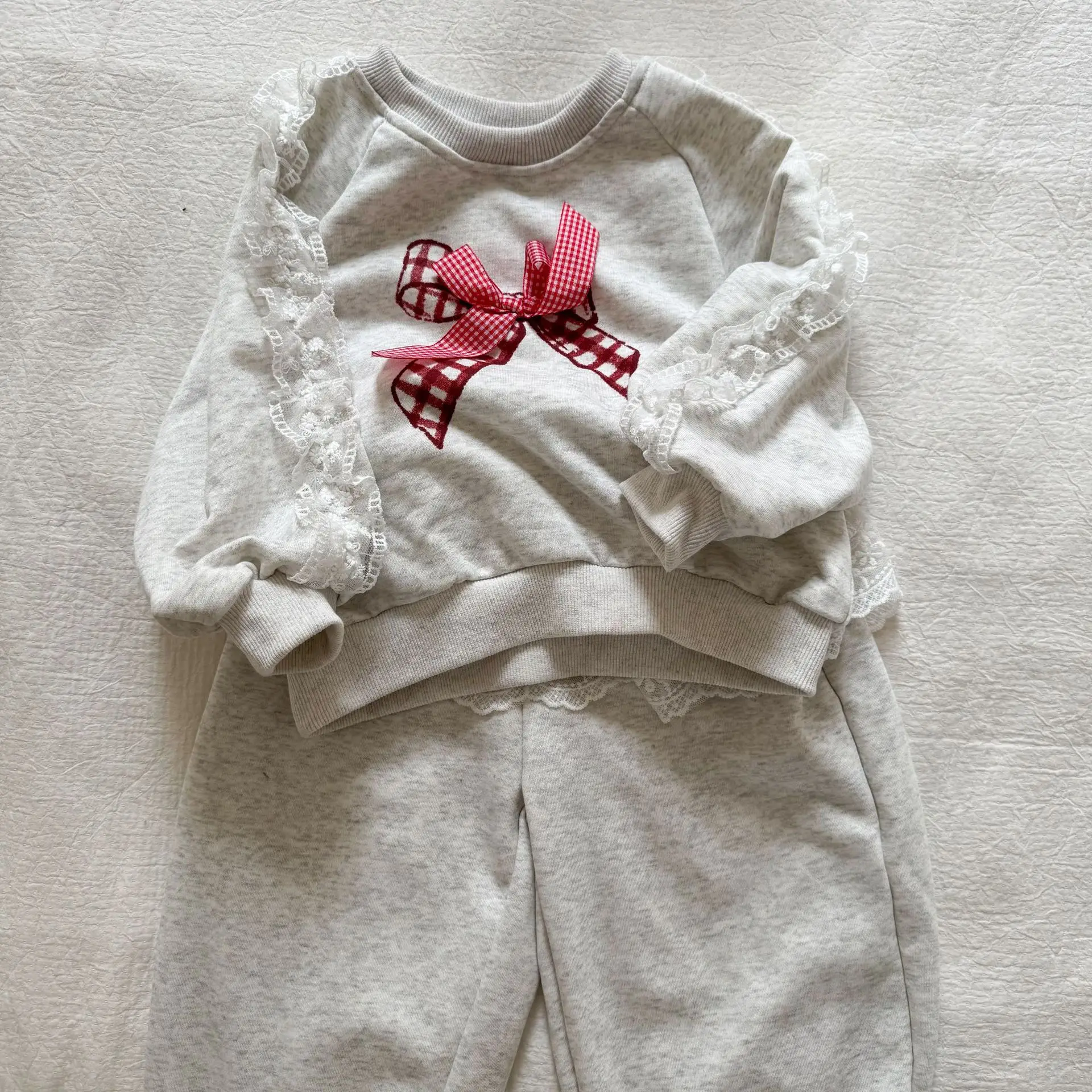 2025 Autumn New Children Long Sleeve Clothes Set Girls Lace Bow Sweatshirt + Sweat Pants 2pcs Suit Cotton Kids Casual Outfits 5 S8817a86bacbe4d42934df77fd17b0164y