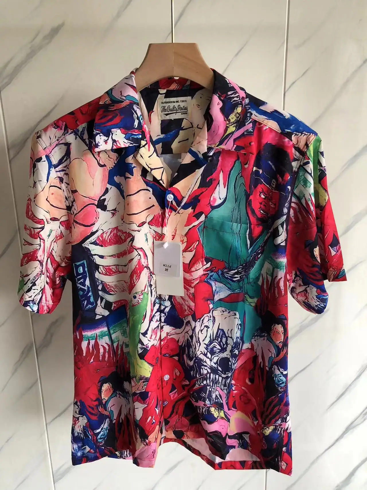 New Full Graffiti Wacko Maria Lapel Pocket Shirt Men Women Summer Hawaii Beach Thin Shirts Loose Top Inside Tag Hip Hop gym
New Full Graffiti Wacko Maria Lapel Pocket Shirt Men Women Summer Hawaii Beach Thin Shirts Loose Top Inside Tag Hip Hop gym