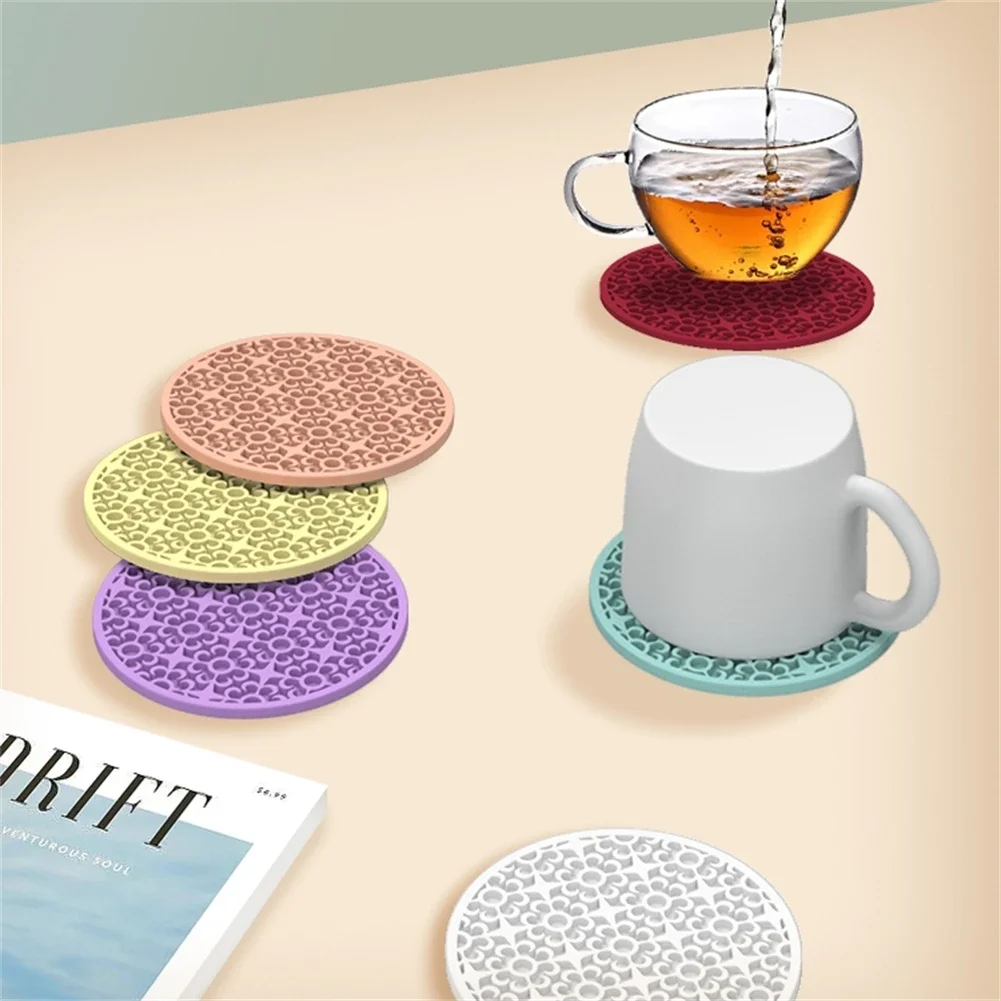 8pcs Heat Resistant Silicone Mat Heat Resistant Household Placemat Nonslip Pads Pot Holder Kitchen Accessories
8pcs Heat Resistant Silicone Mat Heat Resistant Household Placemat Nonslip Pads Pot Holder Kitchen Accessories