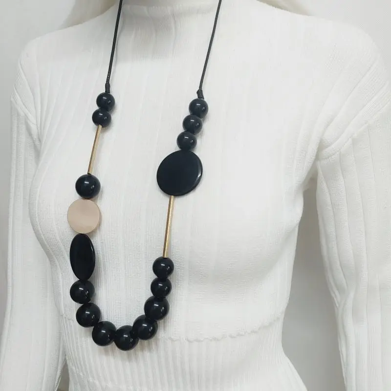 Fashion Long Large Necklace Exaggerated Style Ethnic Beaded Necklace Black Acrylic Bead Pendant Adjustable Length Women's Charm
Fashion Long Large Necklace Exaggerated Style Ethnic Beaded Necklace Black Acrylic Bead Pendant Adjustable Length Women's Charm