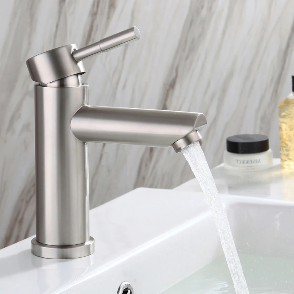 1x Stainless-Steel Basin Faucet Bathroom Sink Faucets Hot/Cold Water Mixer Taps Single Handle Hole Toilet Sink Tap Deck Mounted
1x Stainless-Steel Basin Faucet Bathroom Sink Faucets Hot/Cold Water Mixer Taps Single Handle Hole Toilet Sink Tap Deck Mounted