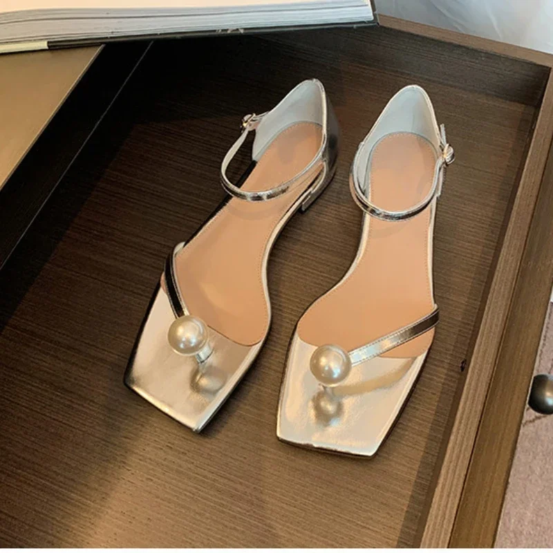 Women's Pearl Sandals Buckled Chunky Heel Summer 2023 New French Simplicity Square Toe Flat Shoes for Women
Women's Pearl Sandals Buckled Chunky Heel Summer 2023 New French Simplicity Square Toe Flat Shoes for Women