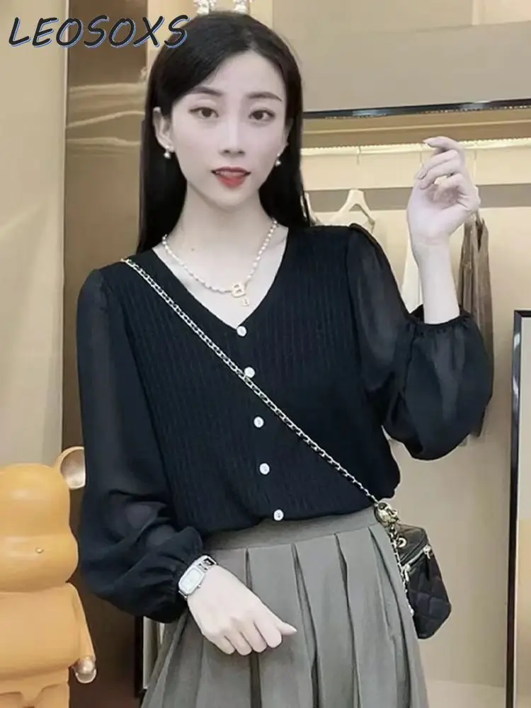 2023 New Casual Patchwork Female Knitted Shirt/top V-neck Elegant and Beautiful Cardigan Knitwear Long Sleeve Autumn and Winter
2023 New Casual Patchwork Female Knitted Shirt/top V-neck Elegant and Beautiful Cardigan Knitwear Long Sleeve Autumn and Winter