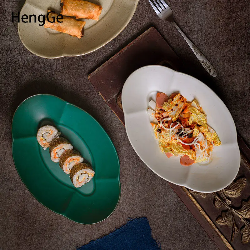 

Керамическая тарелка в стиле ретро ассиметричного эллипса, простая посуда для ресторана, холодные блюда для Западной кухни, обеденные тарелки, поднос для суши