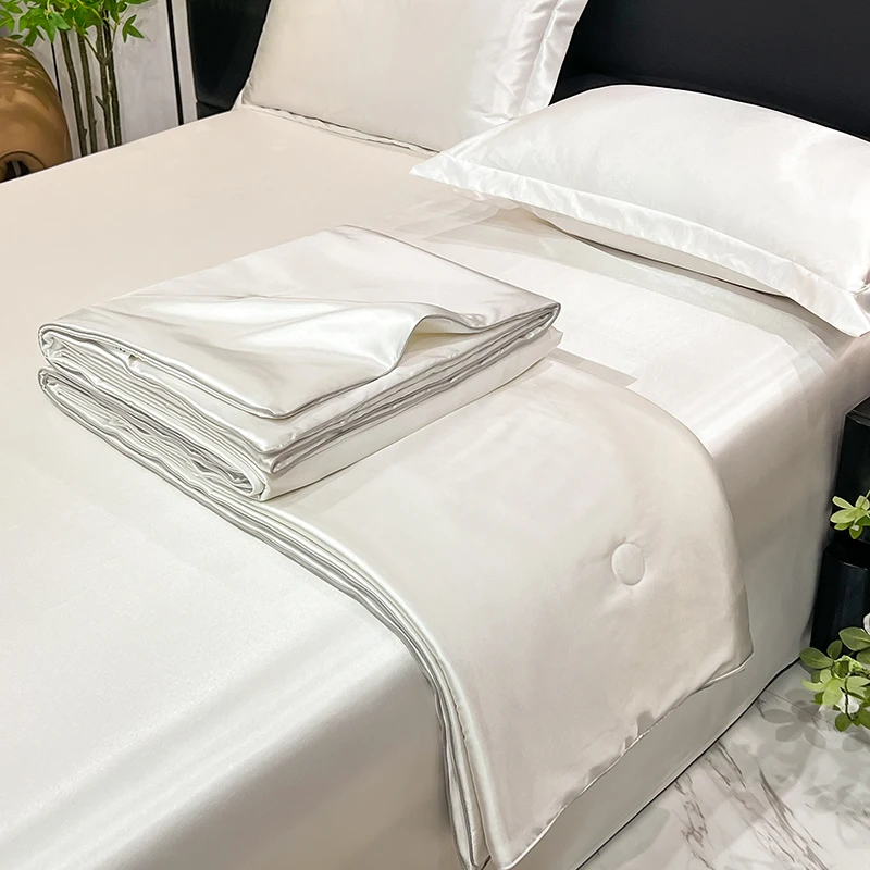 

Silky Duvet Summer Thin Quilt Solid Color Comforter Skin-friendly Bedspread Single/Queen Size Duvets 이불 (Pillowcase Need Order)