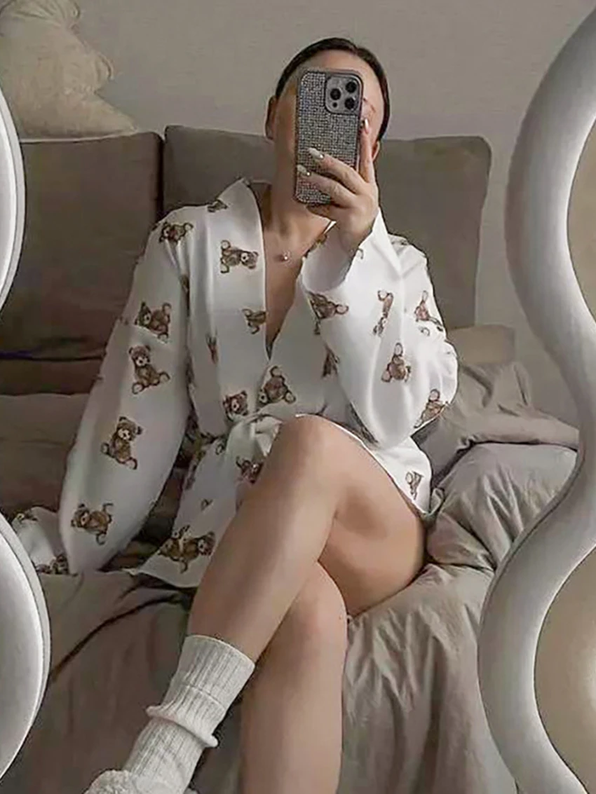 

Marthaqiqi Casual Female Nightwear Set Sexy V-Neck Sleepwear Long Sleeve Pajama Lace Up Nightie Shorts Cotton Women Pyjamas Suit