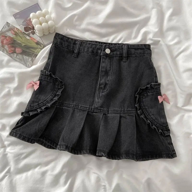 Fashion Casual College Style Womens Pleated Y2k Skirt High Waist Goth Mini A Word Short Skirt Black Kawaii Hot Girl Denim Skirt
Fashion Casual College Style Womens Pleated Y2k Skirt High Waist Goth Mini A Word Short Skirt Black Kawaii Hot Girl Denim Skirt