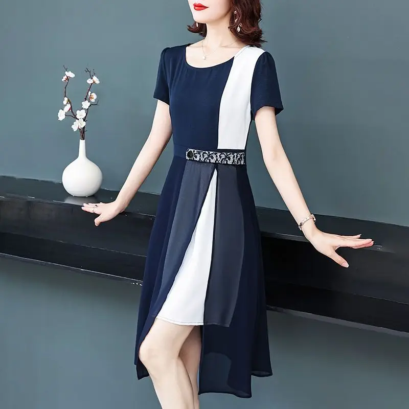 

Mom's New Summer Chiffon Dress Fashionable, Age Reducing, Middle aged, and Elderly Lady's Covering Belly and Slim Skirt