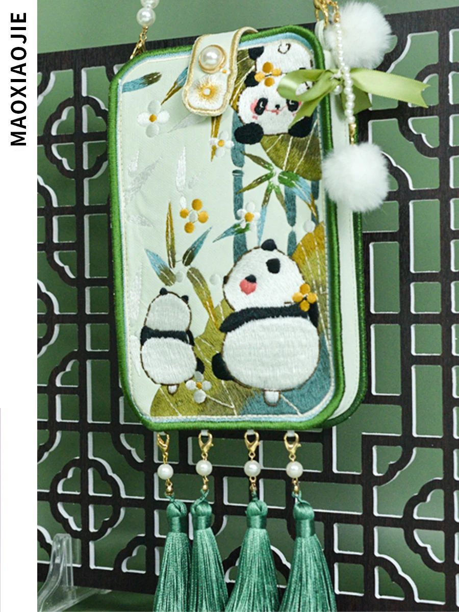2022 Green Hanfu Lovely Panda Tassel Ladies Bamboo Embroidery Luxury Tassel Mobile Bag Cute Phone Handbag Shoulder Bags
2022 Green Hanfu Lovely Panda Tassel Ladies Bamboo Embroidery Luxury Tassel Mobile Bag Cute Phone Handbag Shoulder Bags