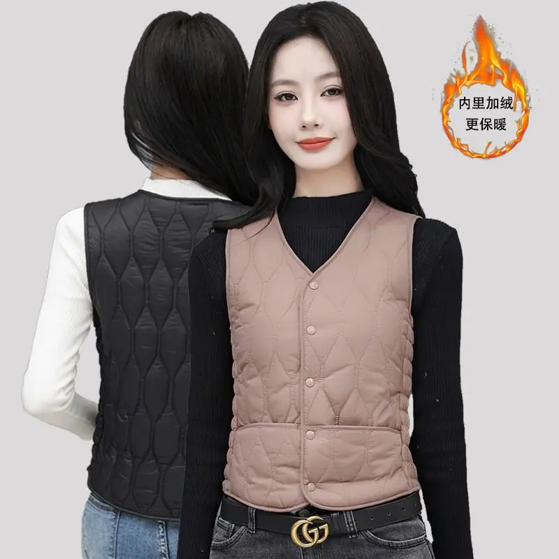 Vest Women Ultra Light Down Slim Fit Vests Portable Sleeveless Female Windbreaker Keep Warm Waistcoat V-Neck Winter Liner T403
Vest Women Ultra Light Down Slim Fit Vests Portable Sleeveless Female Windbreaker Keep Warm Waistcoat V-Neck Winter Liner T403