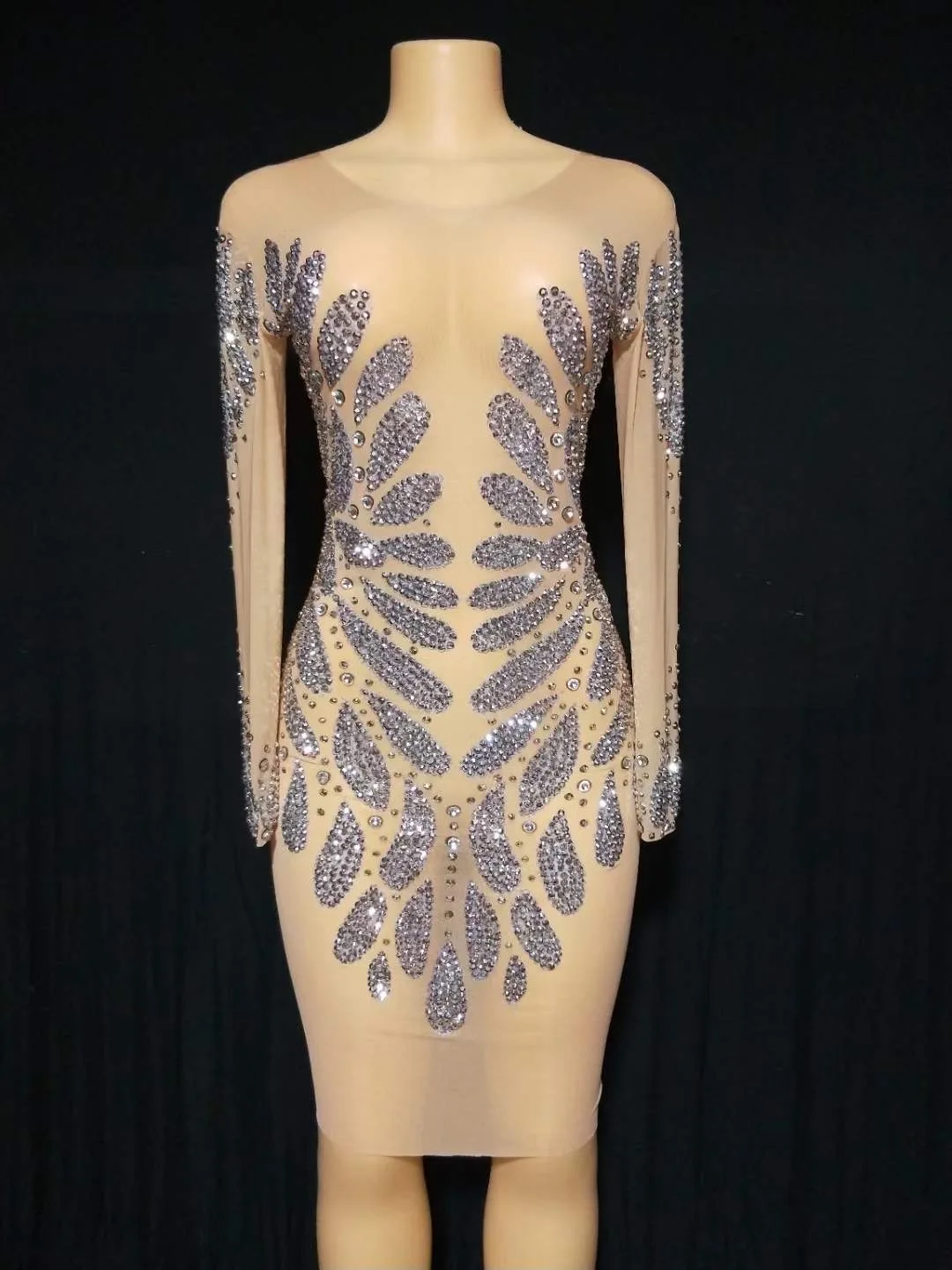 Nude Perspective Long Sleeves Shining Rhinestones Sexy Dress For Women Nightclub Party Clothing Stage Singer Costumes Prom Wear
Nude Perspective Long Sleeves Shining Rhinestones Sexy Dress For Women Nightclub Party Clothing Stage Singer Costumes Prom Wear