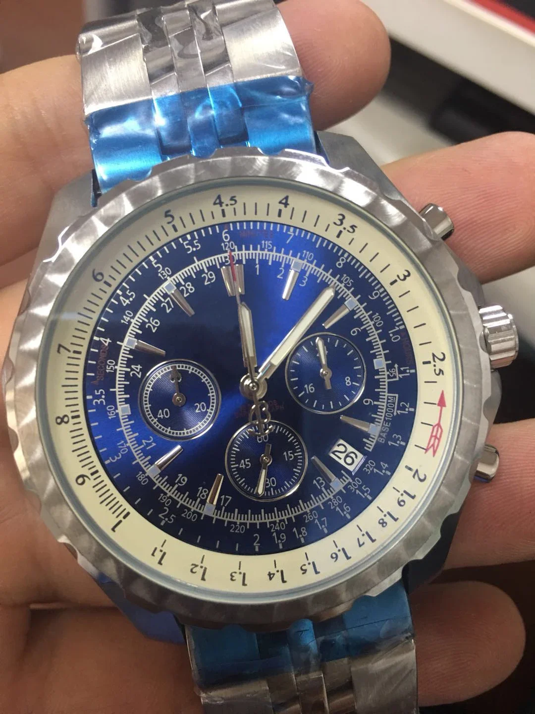 

Luxury New Mens Quartz Watch White Blue Chronograph Date Reloj Hombre