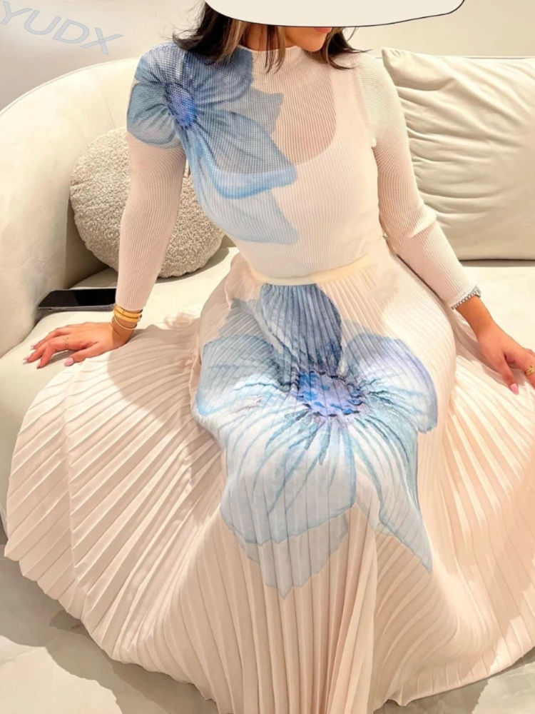 YUDX Pleated Fashion Print 2 Pieces Skirt Set Women Short Sleeve T Shirt A-line Skirt Elegant High Waist Temperament 2023 Summer
YUDX Pleated Fashion Print 2 Pieces Skirt Set Women Short Sleeve T Shirt A-line Skirt Elegant High Waist Temperament 2023 Summer