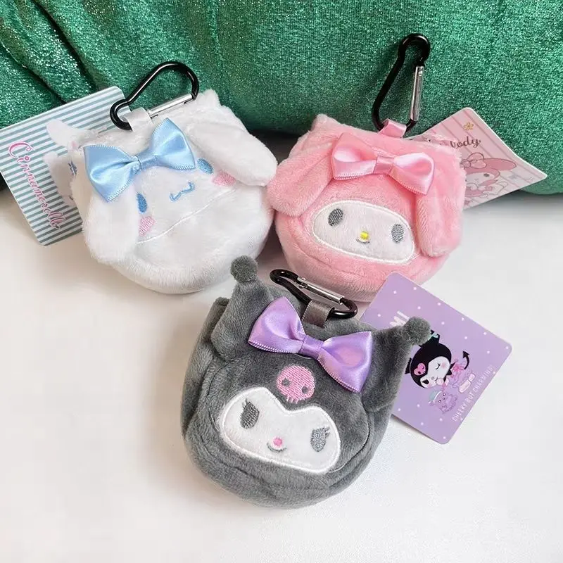 Sanrio Kawaii плюшевый Кошелек My Melody Kuromi Аниме Кошелек для монет Cinnamoroll сумка для наушников Женская мультяшная плюшевая кукла детский подарок
Sanrio Kawaii плюшевый Кошелек My Melody Kuromi Аниме Кошелек для монет Cinnamoroll сумка для наушников Женская мультяшная плюшевая кукла детский подарок
