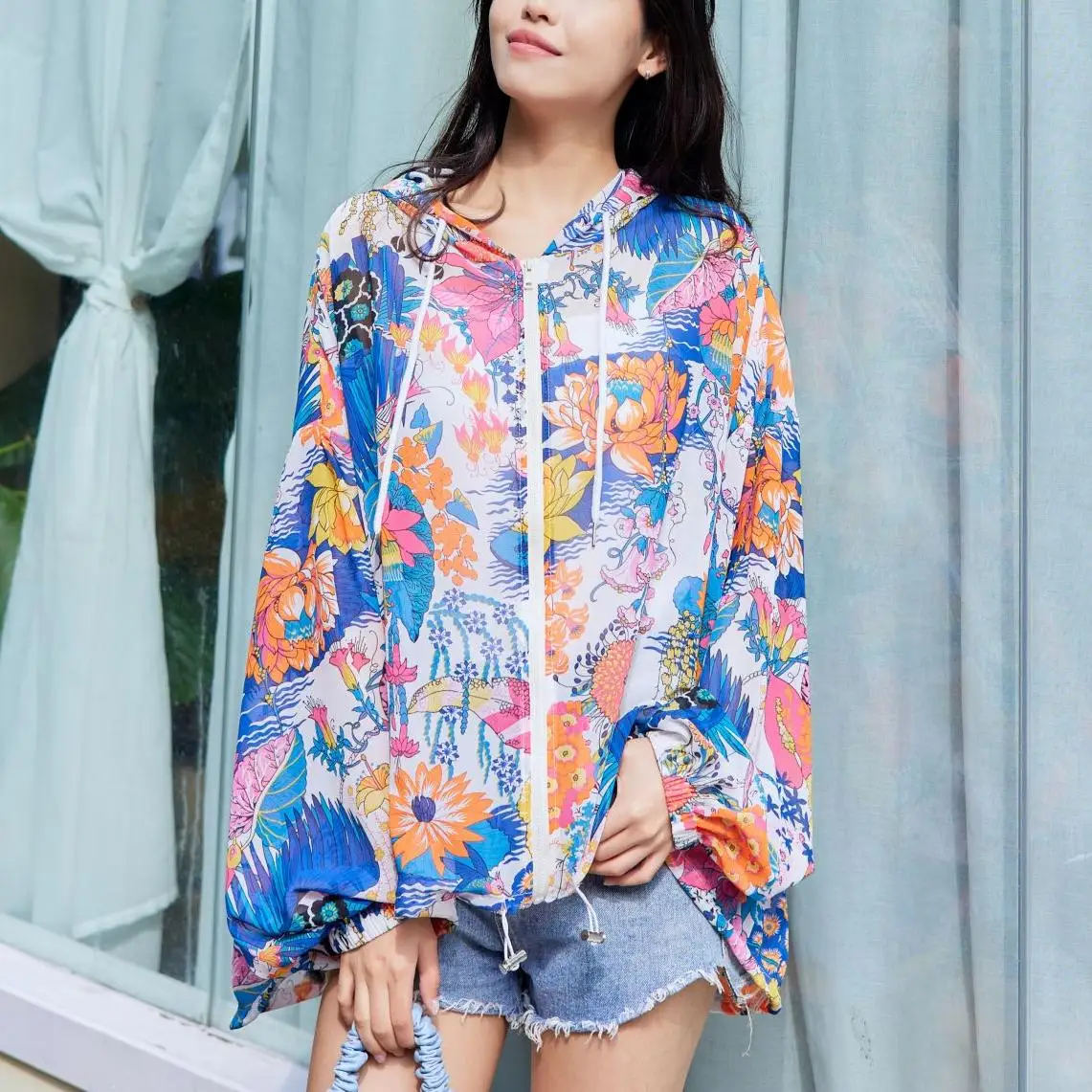 Dimanaf 2024 Spring Summer Women Blouses Shirts Beach Lady Zipper Cardigan Oversize Loose Chiffon Thin Long Sleeve Floral Print
Dimanaf 2024 Spring Summer Women Blouses Shirts Beach Lady Zipper Cardigan Oversize Loose Chiffon Thin Long Sleeve Floral Print