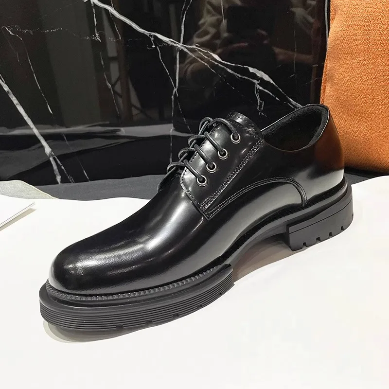Туфли дерби мужские из натуральной кожи, роскошные броги в британском стиле, повседневные деловые классические туфли, молодежная Свадебная обувь, мокасины
Туфли дерби мужские из натуральной кожи, роскошные броги в британском стиле, повседневные деловые классические туфли, молодежная Свадебная обувь, мокасины