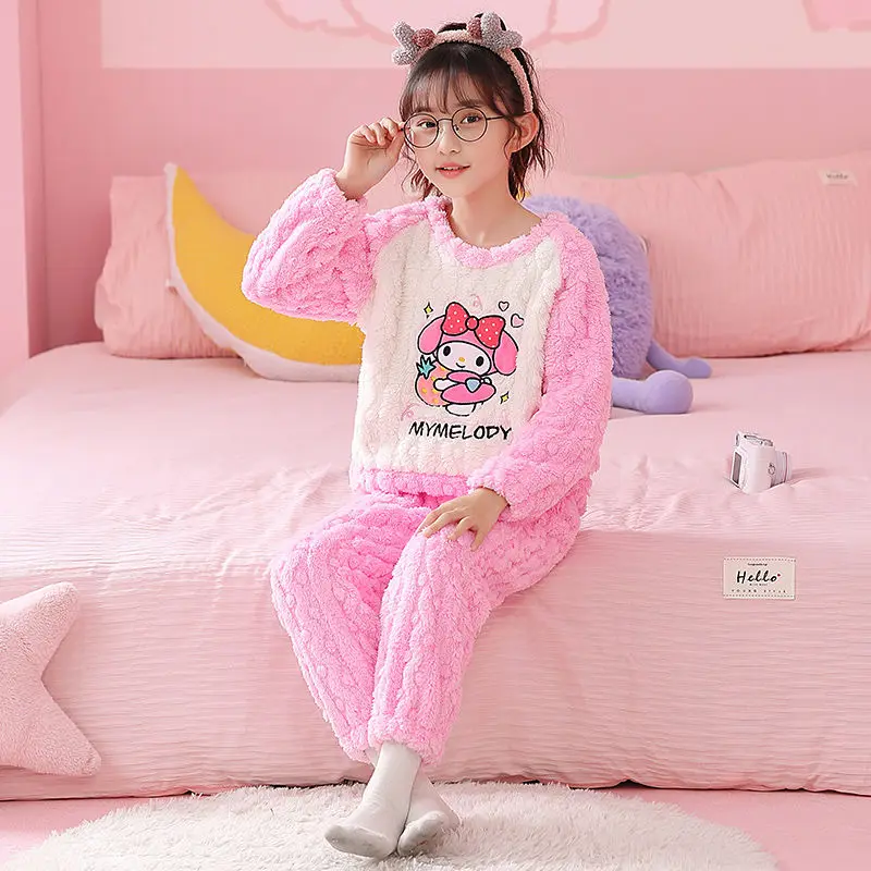 My melody autumn and winter thickened coral velvet children's pajamas medium and large children flannel warm home clothes set
My melody autumn and winter thickened coral velvet children's pajamas medium and large children flannel warm home clothes set