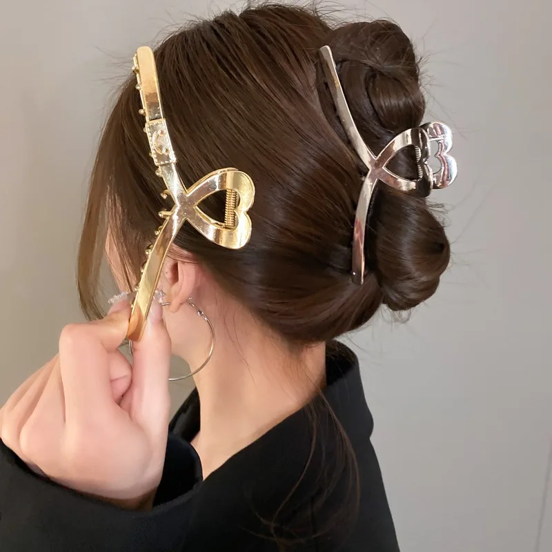 13CM Woman Extra Large Smile Heart Hanger Design Hair Claws Fashion Washing Face Hair Clips Hairpins Girl Metal Hair Accessories
13CM Woman Extra Large Smile Heart Hanger Design Hair Claws Fashion Washing Face Hair Clips Hairpins Girl Metal Hair Accessories