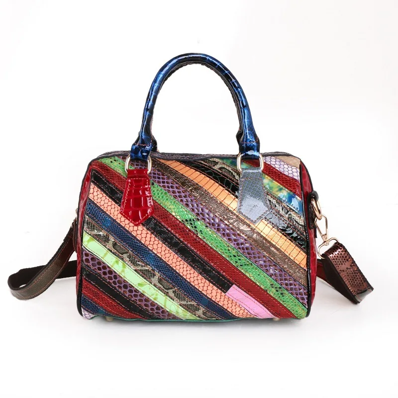 2022 New Genuine Leather Bag Fashion Patent Leather Colorful Stripe Color Contrast Handbag One Shoulder Crossbody Women's Bag
2022 New Genuine Leather Bag Fashion Patent Leather Colorful Stripe Color Contrast Handbag One Shoulder Crossbody Women's Bag