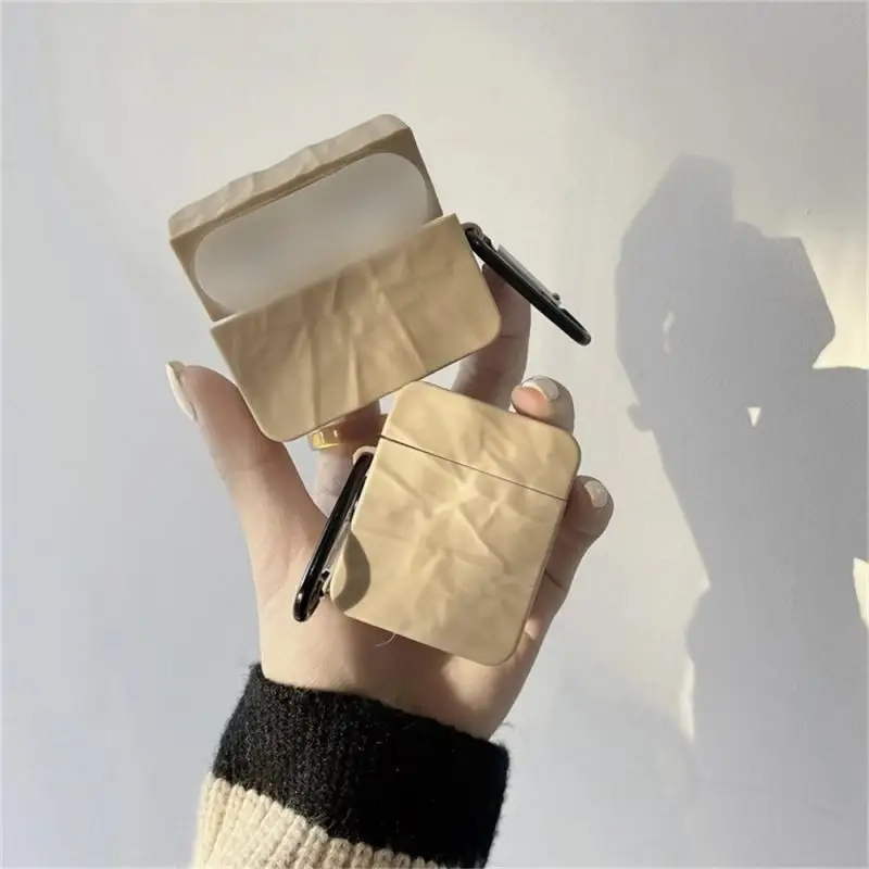 Для Air Pods 1/2/3 модный простой в использовании портативный удобный прочный удобный защитный чехол Модный чехол для гарнитуры
Для Air Pods 1/2/3 модный простой в использовании портативный удобный прочный удобный защитный чехол Модный чехол для гарнитуры