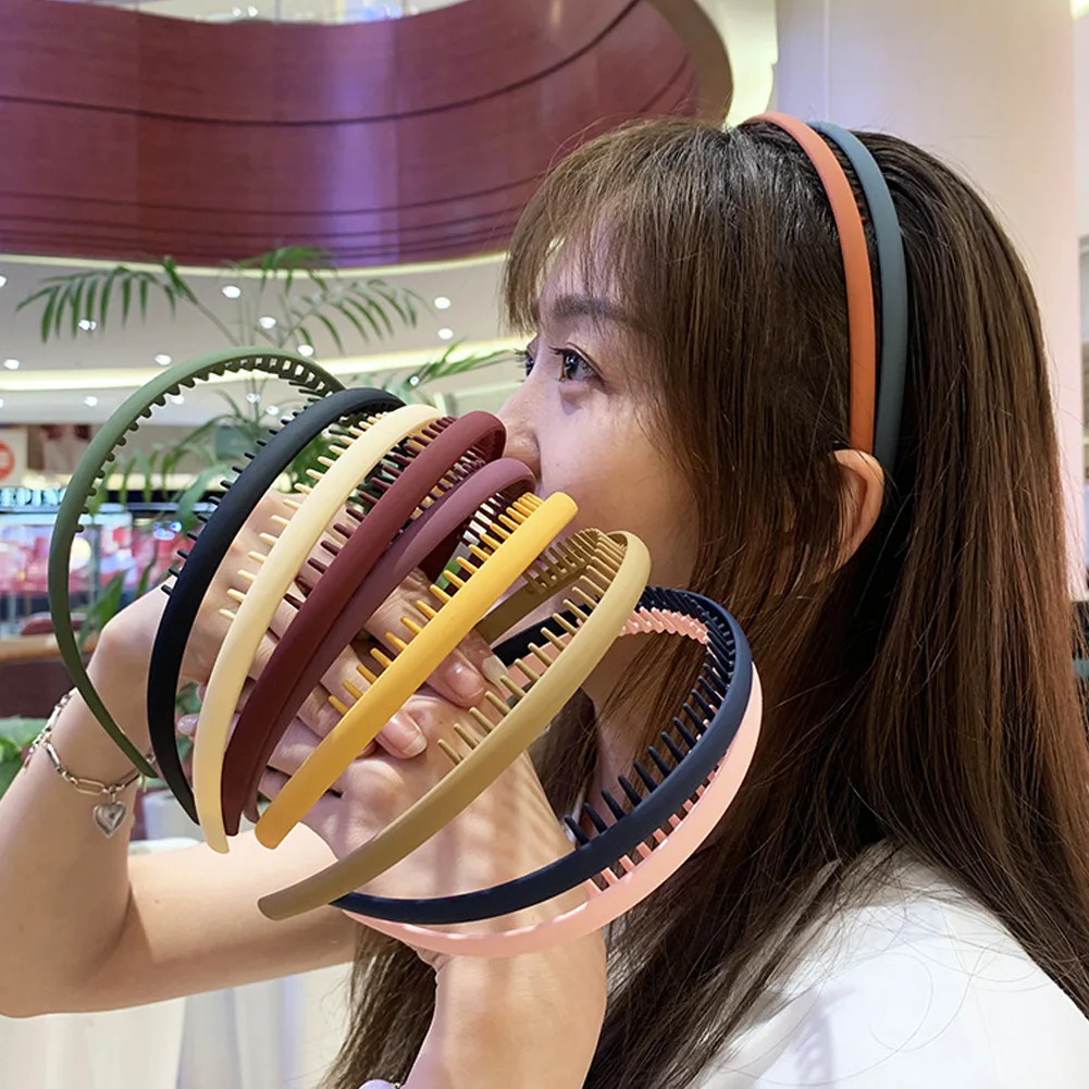 

New Simple Resin Hair Comb Hairbands Solid Color Teeth Headbands for Women Girls Ladies Hair Hoop Bezel Hair Accessories 2022