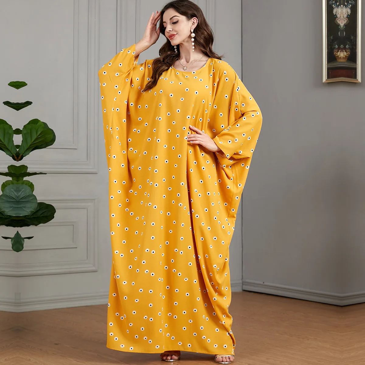 

Women's Yellow Bat Sleeves Muslim Dress, Ramadan, Morocco, Islamic, Middle East Arab, Casual Home, Super Loose, Dubai