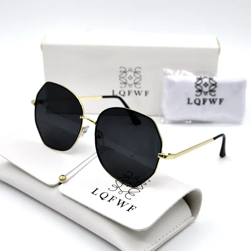 Солнцезащитные очки поляризационные для мужчин и женщин, брендовые дизайнерские металлические очки для вождения, с защитой от ультрафиолета, для отдыха и путешествий
Солнцезащитные очки поляризационные для мужчин и женщин, брендовые дизайнерские металлические очки для вождения, с защитой от ультрафиолета, для отдыха и путешествий