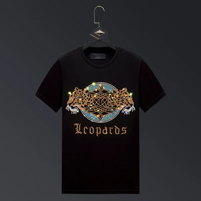 2022 Fashion Leopard Diamonds T Shirts Womens Top Casual Streetwear O Neck Short Sleeve Animal Tshirts Women Clothing Plus Size
2022 Fashion Leopard Diamonds T Shirts Womens Top Casual Streetwear O Neck Short Sleeve Animal Tshirts Women Clothing Plus Size