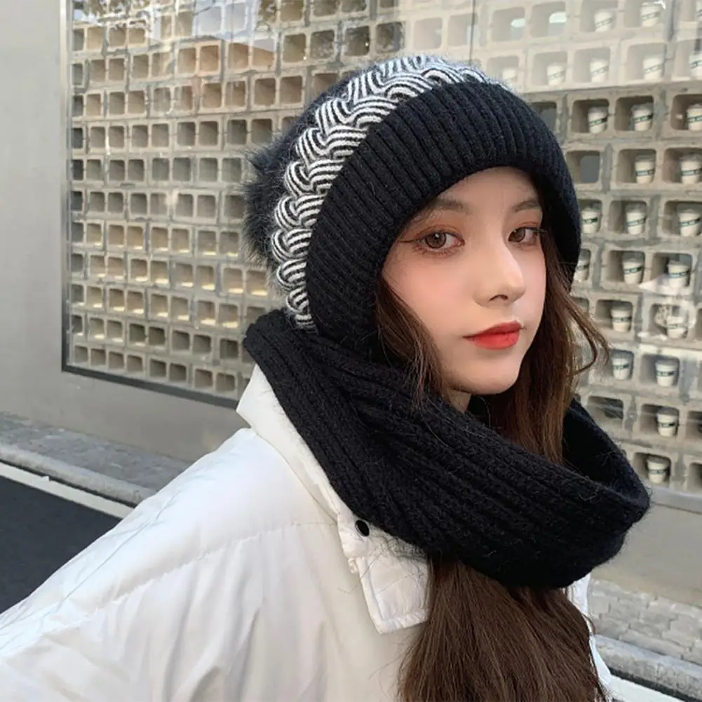Unisex Knitted Hat Winter Hat For Women Knitted Windproof Warm With Plush Ball Decor Anti-slip Beanie Scarf Combo Stylish Ear
Unisex Knitted Hat Winter Hat For Women Knitted Windproof Warm With Plush Ball Decor Anti-slip Beanie Scarf Combo Stylish Ear