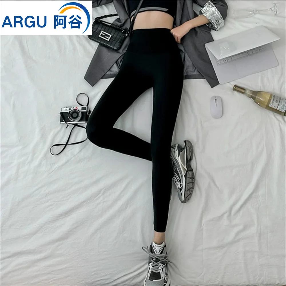 Pocket shark pants women thin wear high-waist-lift hip belly Barbie letter outside running yoga fitness phone pants women Tights
Pocket shark pants women thin wear high-waist-lift hip belly Barbie letter outside running yoga fitness phone pants women Tights