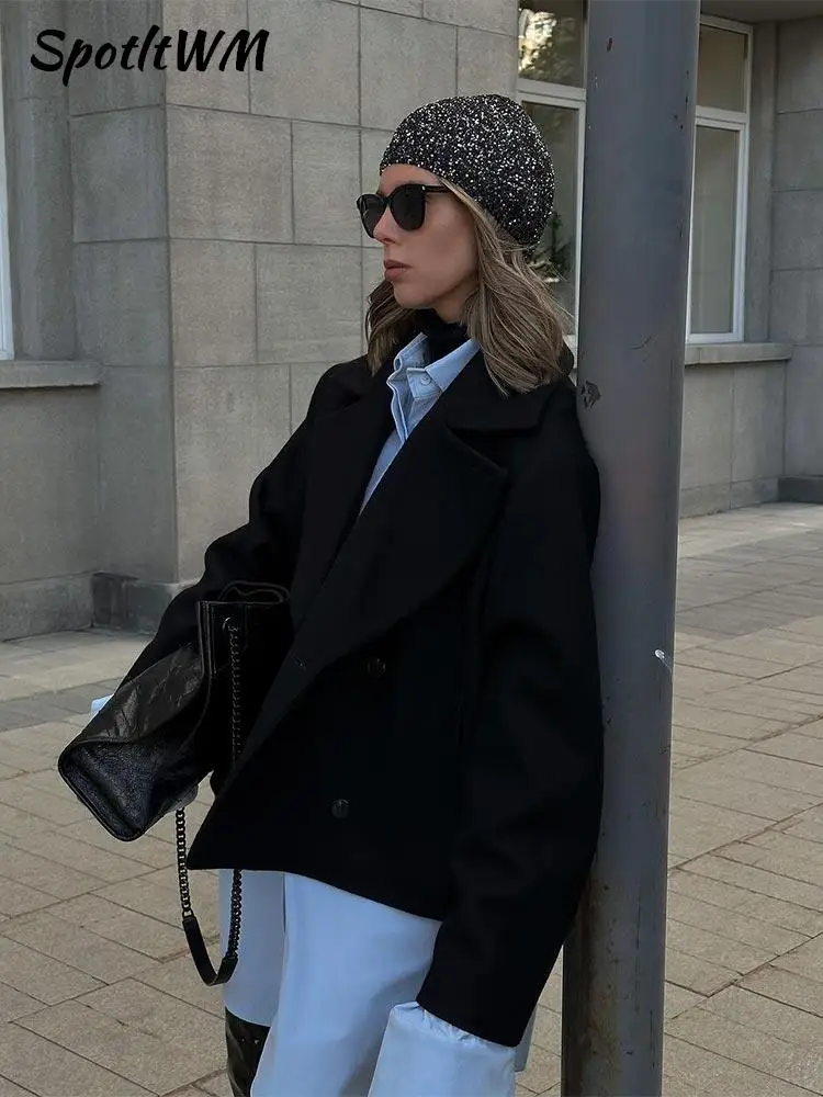 Women Solid Lapel Cropped Coat Elegant Warm Long Sleeve Casual V Neck Jacket 2023 Winter Female Office High Street Outerwear
Women Solid Lapel Cropped Coat Elegant Warm Long Sleeve Casual V Neck Jacket 2023 Winter Female Office High Street Outerwear
