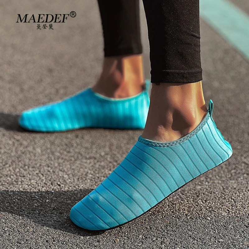 Multifunctional Men's Aqua Shoes Quick-drying Breathable Non-slip Water Shoe High Quality Beach Snorkeling Surfing Swimming Shoe
Multifunctional Men's Aqua Shoes Quick-drying Breathable Non-slip Water Shoe High Quality Beach Snorkeling Surfing Swimming Shoe