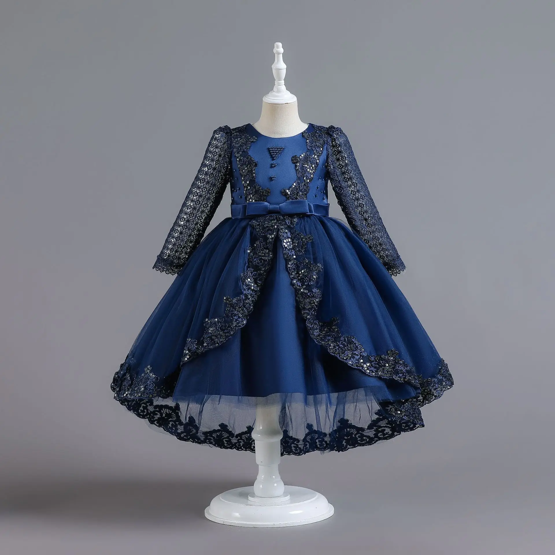 New Children's Dress Tailed Butterfly Princess Dress High end Piano Performance Dress for Female Flower Children
New Children's Dress Tailed Butterfly Princess Dress High end Piano Performance Dress for Female Flower Children