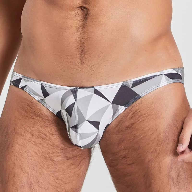 

Brand Briefs Men Underwear Sexy Penis Pouch Man Underpants Low Rise Male Panties Trunks Fashion Printed Men Shorts Gay Underwear