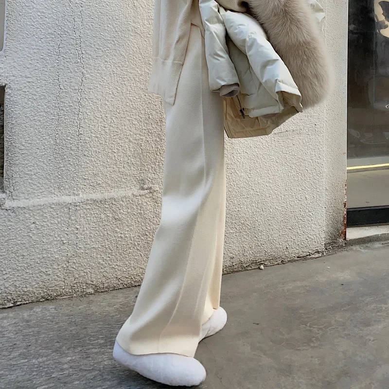 Cream White Knitted Wide-leg Pants Women's Autumn and Winter 2023 New Elastic Waist High Waist Drape Straight-leg Pants Trousers
Cream White Knitted Wide-leg Pants Women's Autumn and Winter 2023 New Elastic Waist High Waist Drape Straight-leg Pants Trousers