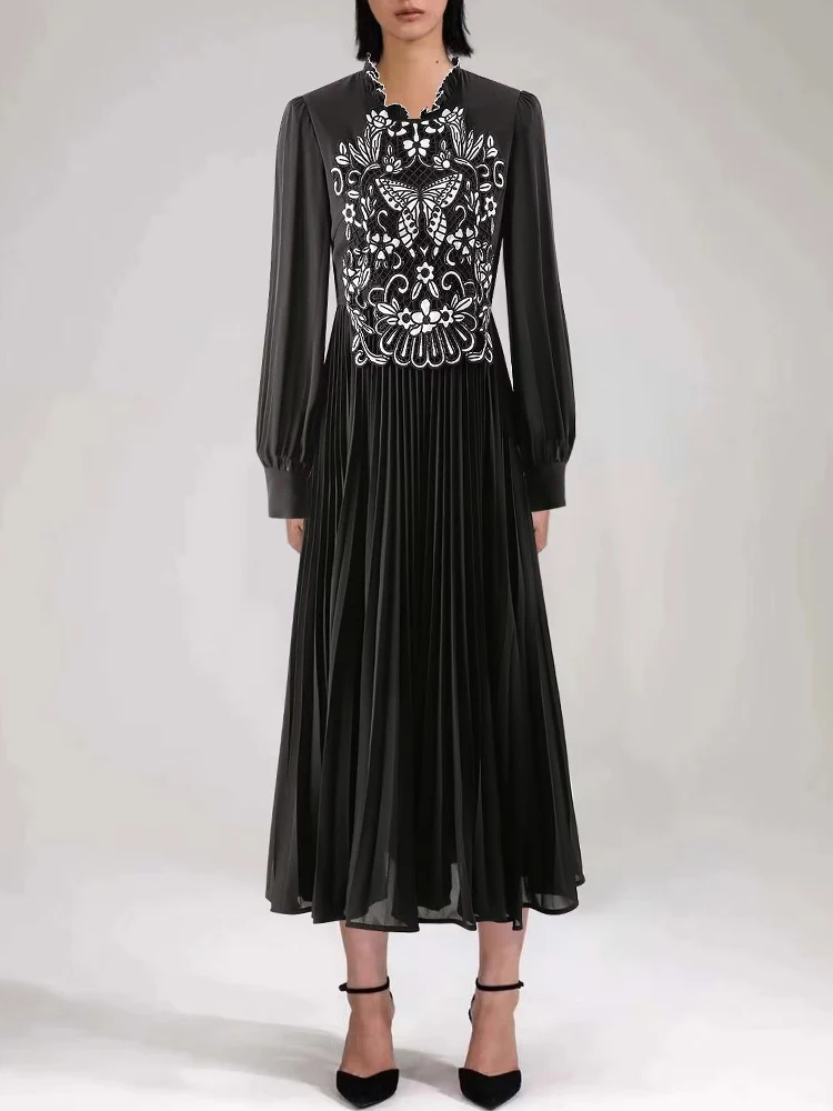 VERDEJULIAY Vintage Black Long Dress Women Spring Lantern Sleeve Hollow Out Butterfly Flower Embroidery Elegant Pleated Party
VERDEJULIAY Vintage Black Long Dress Women Spring Lantern Sleeve Hollow Out Butterfly Flower Embroidery Elegant Pleated Party
