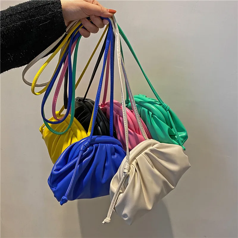 Spring New Simple Women Cloud Messenger Bag All-match Ladies PU Leather Crossbody Bag Female Evening Party Clutches and Purse 
Spring New Simple Women Cloud Messenger Bag All-match Ladies PU Leather Crossbody Bag Female Evening Party Clutches and Purse