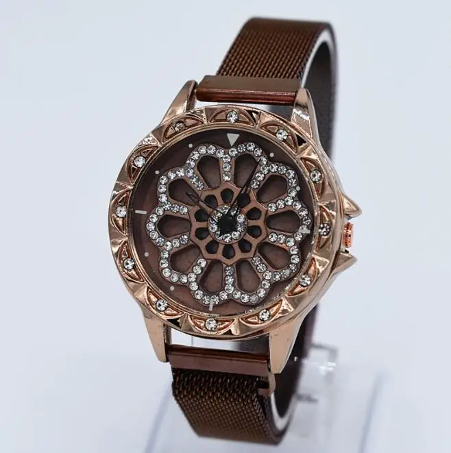 New Fashion Women Men Quartz Watch Mens Women Watches Luxury Classic Retro Big diamond Wristwatches
New Fashion Women Men Quartz Watch Mens Women Watches Luxury Classic Retro Big diamond Wristwatches