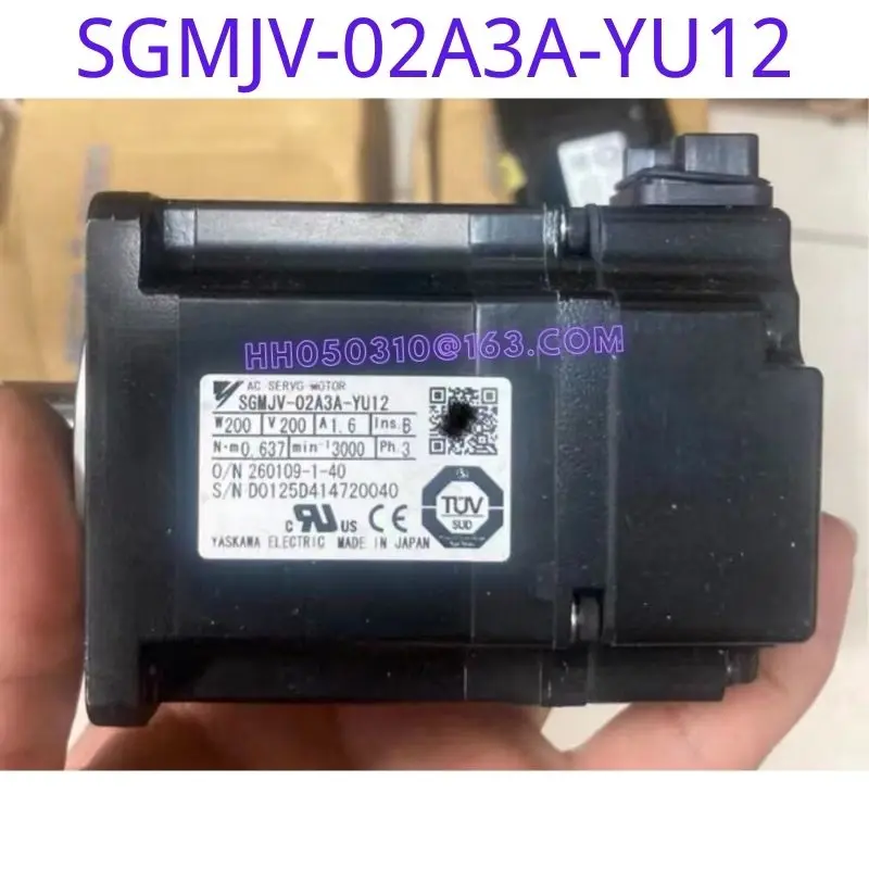 

The second-hand original motor SGMJV-02A3A-YU12 has been functionally tested and is intact in appearance