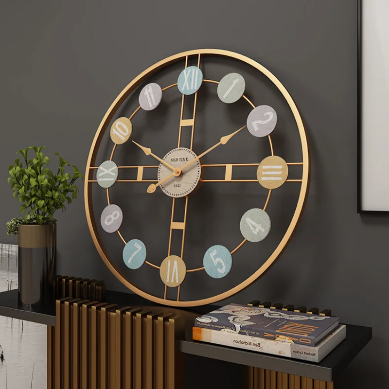 

Roman Numeral Metal Wall Clock Large Modern Round Wrought Iron Decorative Clock Bedroom Mute Wall Watch Living Room Quartz Watch